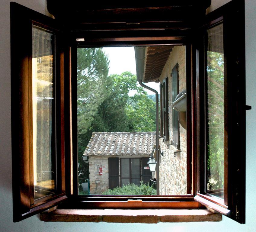 Casale Il Colle Deruta Villa Bagian luar foto