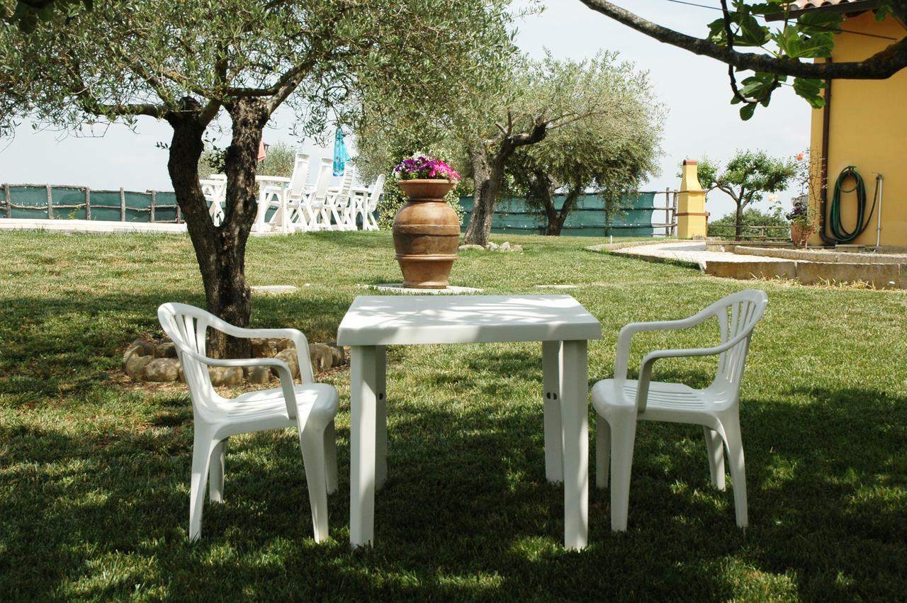 Casale Il Colle Deruta Villa Bagian luar foto